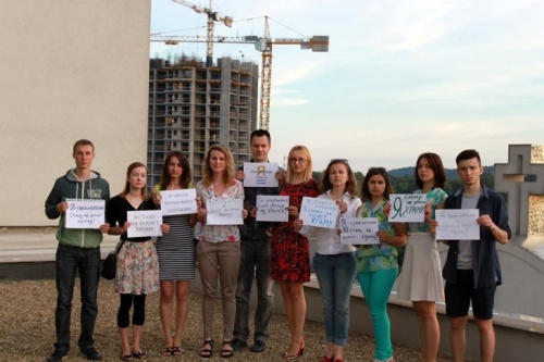 В Києві греко-католики ініціювали флешмоб на Патріаршого Собору.(ФОТО)